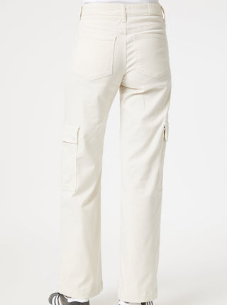 MAVI Cargo Alva - Off White, cargo droit taille haute. Vendu à Montréal.