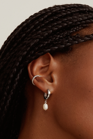 TWENTY COMPASS Pearl Earrings