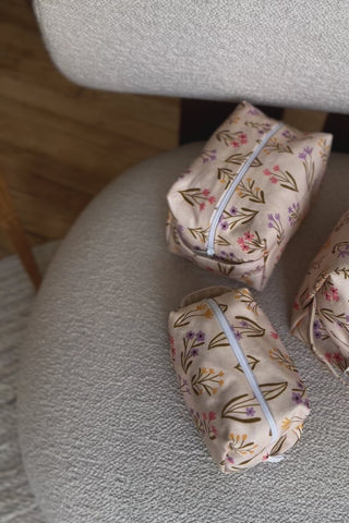 FREON COLLECTIVE Makeup Bag - Cream Bouquet