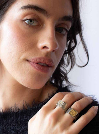 ANNE-MARIE CHAGNON Priam ring