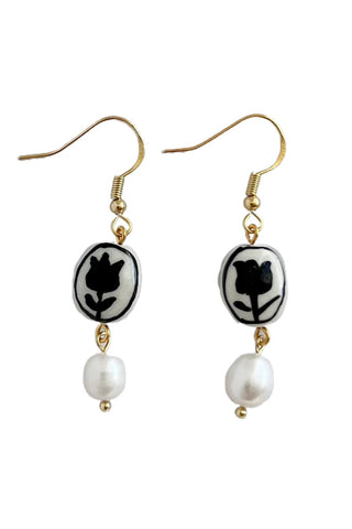 YELLOW DOTS STUDIO Black Tulip Earrings