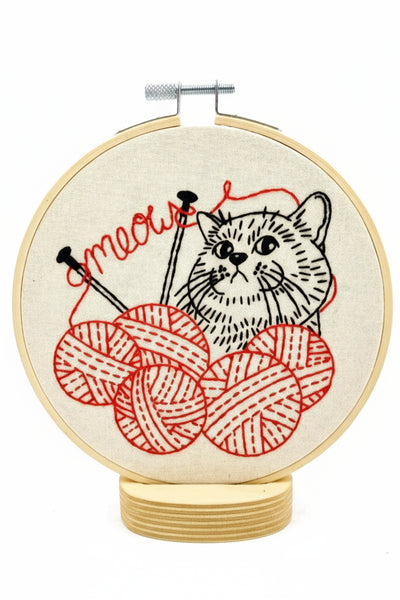 HOOK LINE &amp; TINKER Embroidery Kit - Kitten and Knitting