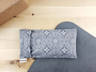 AMMA THERAPIE Eye Rest with Washable Cover