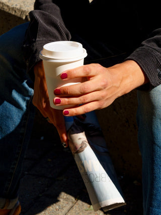 BKIND Vernis à Ongles - Éternel, couleur rose framboise. Parfaite idée de cadeau pour femme.