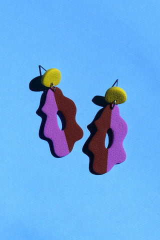 CROCODILE AGILE Pam Earrings - Brown and Lilac Flower