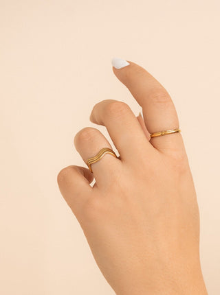 Bague wavy or. Montreal designer boutique.