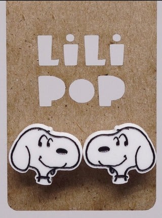 Boucle d'oreille Snoopy. Parfait idée cadeau femme. Bijoux fait au Québec.