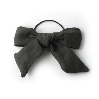 Élastique avec une grosse boucle noir GIBOU. Montreal designer boutique.