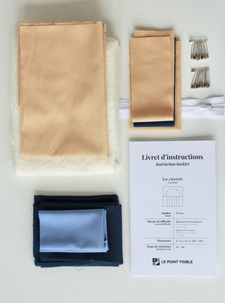 LE POINT VISIBLE Short Point Cushion Making Kit