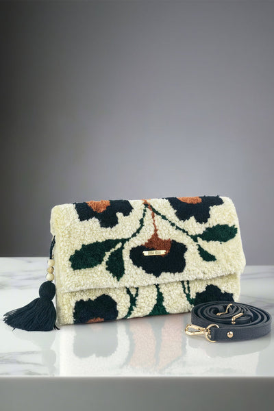 DORA NOLA Tufted Handbag - Mora