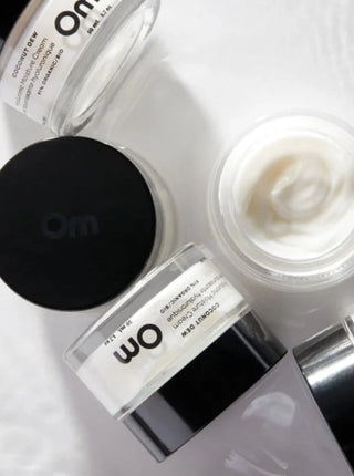 OM ORGANICS Hyaluronic Moisturizing Cream - Coconut