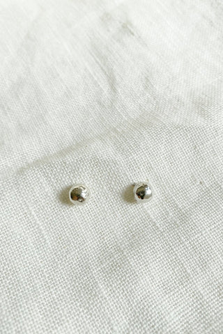 HAWKLY Pebble Earrings