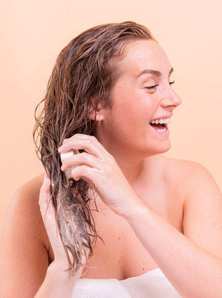 BKIND Revitalisant en Barre - Cheveux normaux à gras, fait localement à Montréal, Québec.