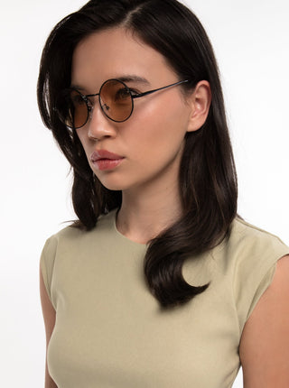 Lunette noir mat Matt & Nat. Montreal designer boutique.