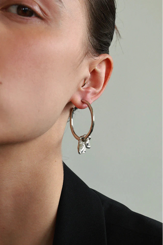 ANNE-MARIE CHAGNON Wasp Earrings