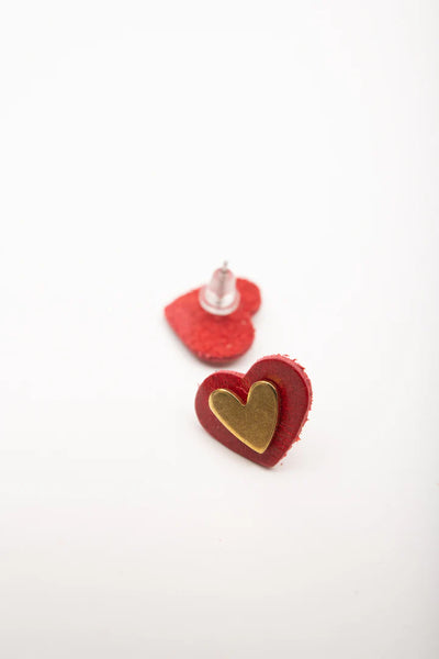 VEINAGE Small Palm Heart Earrings