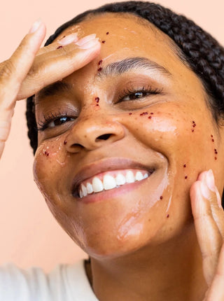 BKIND Peeling visage - Apaisant avec AHA, fait localement à Montréal, Québec.