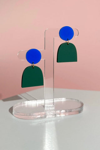 COMBINIST GOODS Lady Earrings