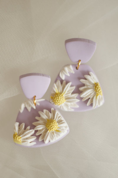 DELLMCO Blooming Daisy Earrings