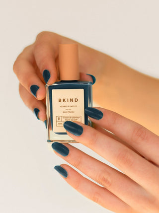 BKIND Vernis à Ongles - Sagittarius, bleu émeraude. Parfaite idée de cadeau pour femme.