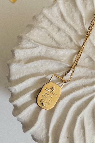 NAMASTE JEWELRY Bloom Necklace