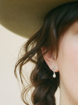 LA MANUFACTURE Marguerite Perlé Earrings