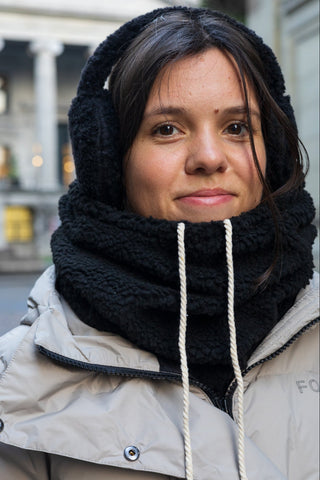 GIBOU Reversible Velour Hooded Collar