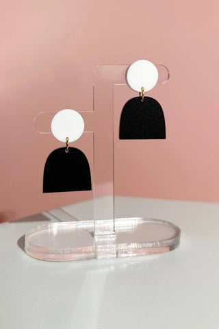 COMBINIST GOODS Lady Earrings