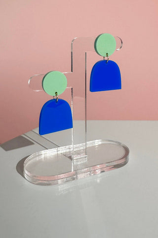 COMBINIST GOODS Lady Earrings