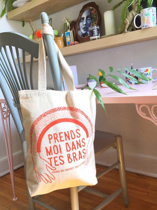 Sac Fourre-Tout: "Prends moi dans tes bras - Prends moi partout, tout le temps" .Parfait idée cadeau pour femme.