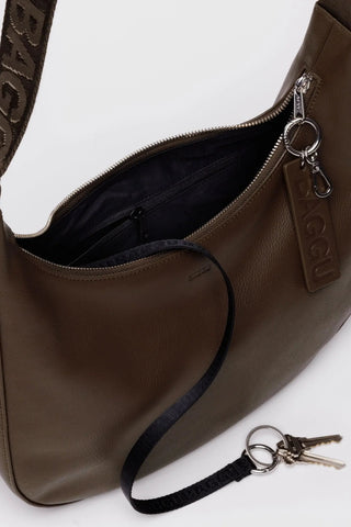 BAGGU Medium Crescent Recycled Leather Bag - Brown