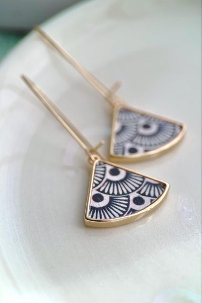 BOUCLE D'OR Fan Earrings - Black and White