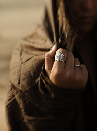 NOIR KALA Bague Kamala Maha