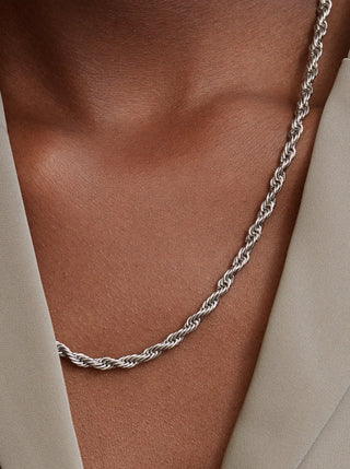 TWENTY COMPASS Romance Necklace